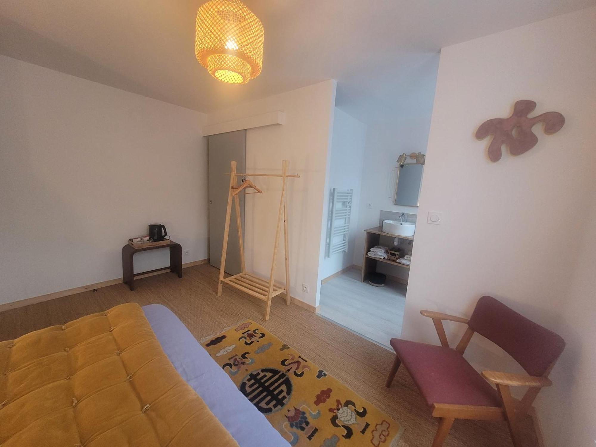 Lekker Slaap Hotel Parthenay Eksteriør billede