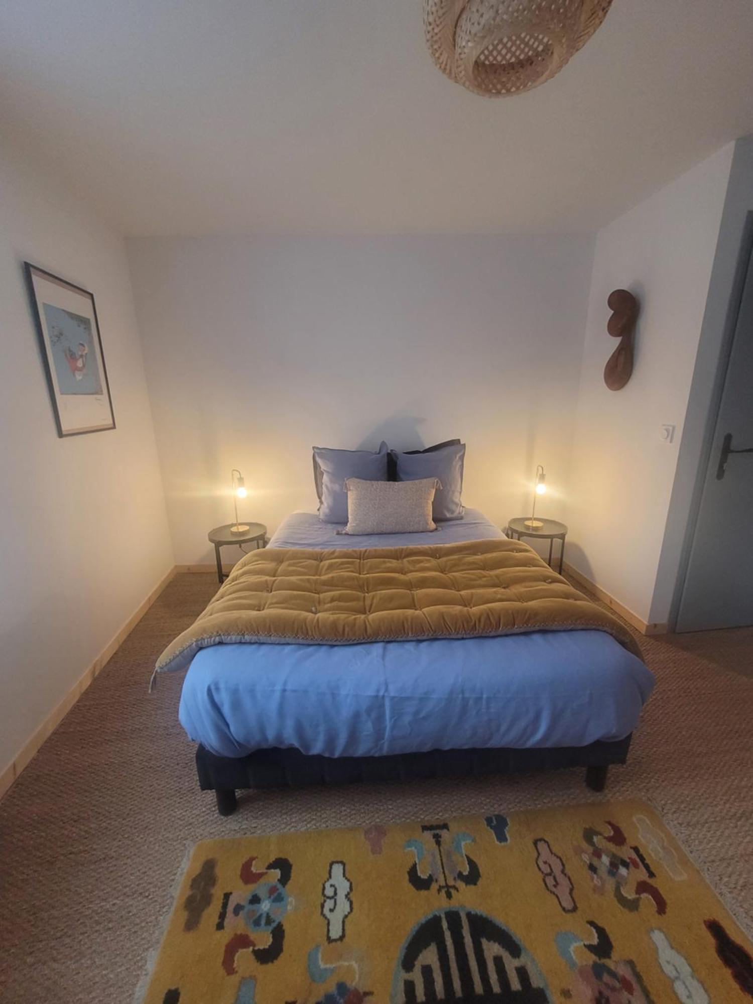Lekker Slaap Hotel Parthenay Eksteriør billede